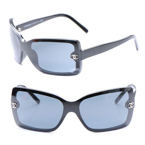 chanel brillen|Chanel sunglasses with clear sides.